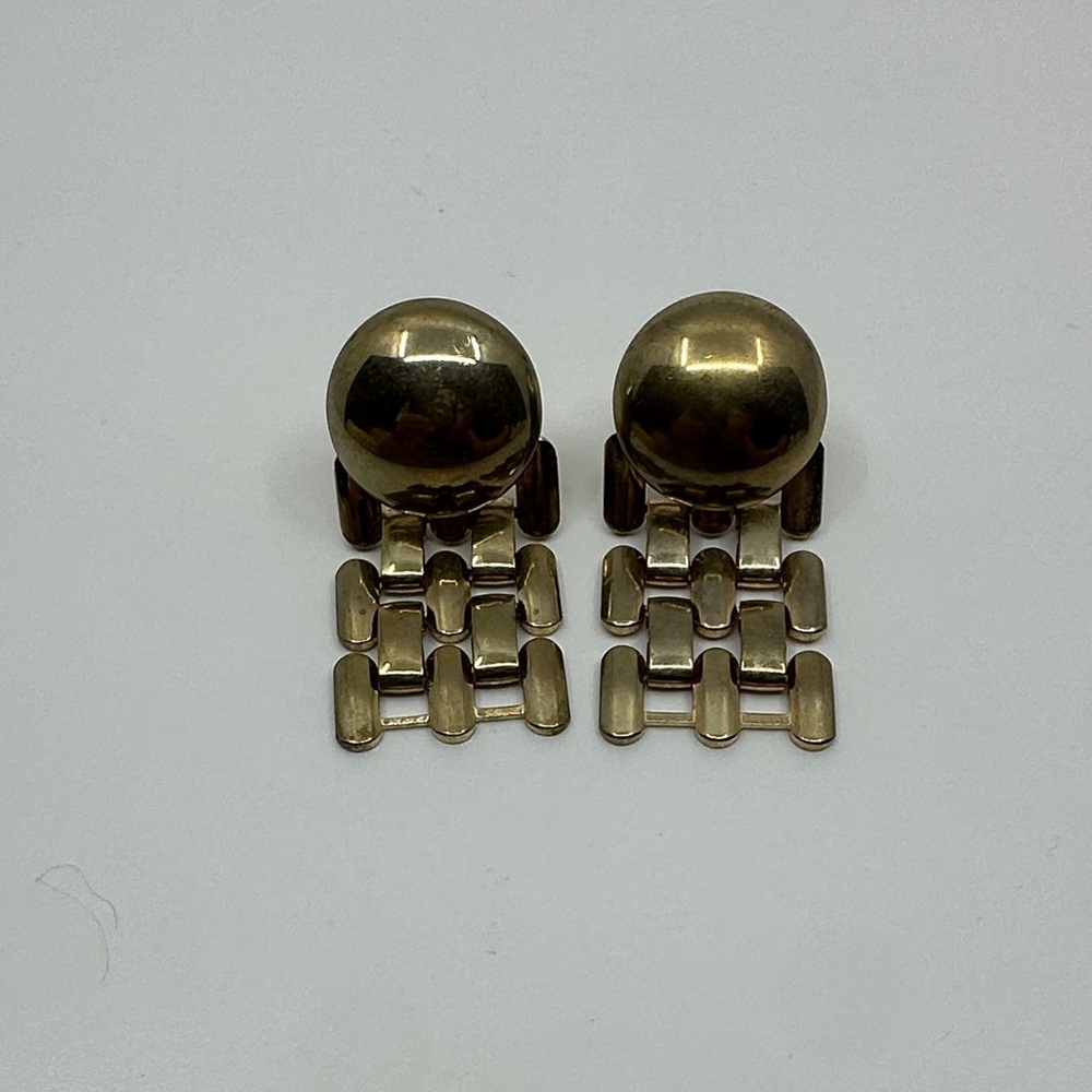 Unique Vtg Goldtone Metal Pierced Earrings